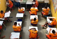 Provas do Enem PPL são aplicadas em 24 unidades prisionais da Bahia com recorde de inscritos